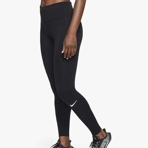 Nike Epic Lux Tight Fight Women's Mid-Rise Pocket Leggings